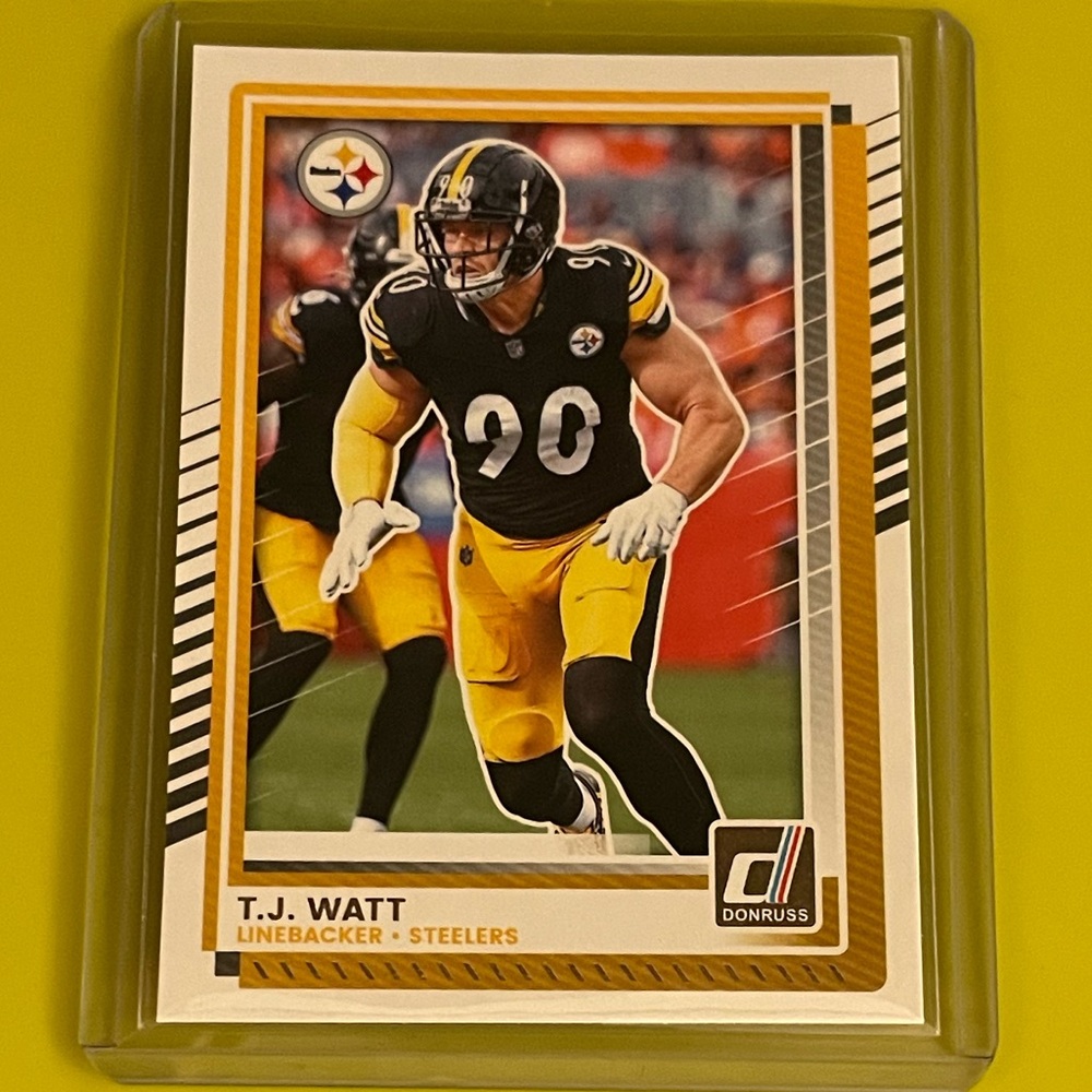 T.J. Watt #132 2025 Panini Donruss Football Trading Card